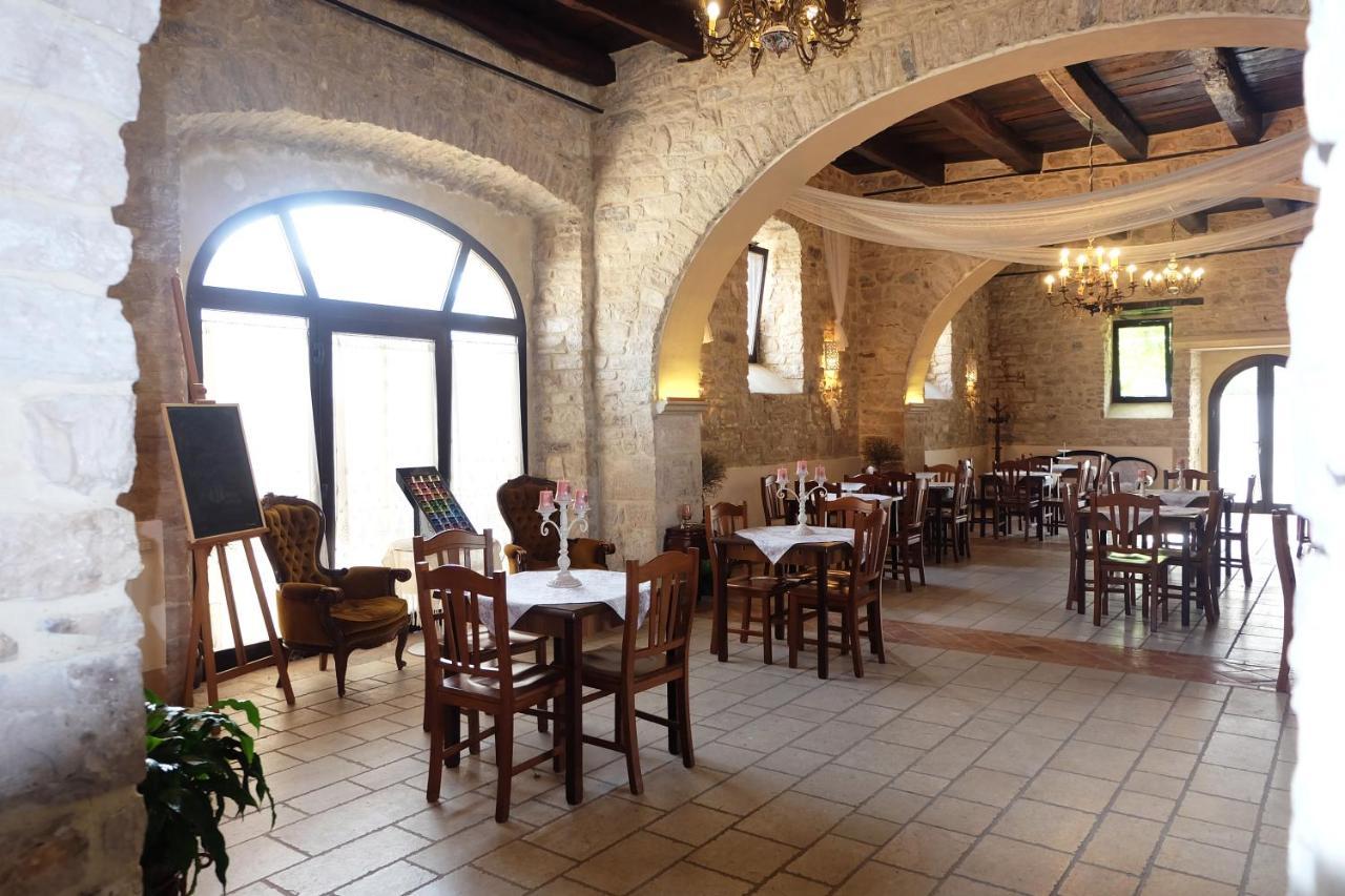 Antica Taverna Del Principe Sepino Екстериор снимка